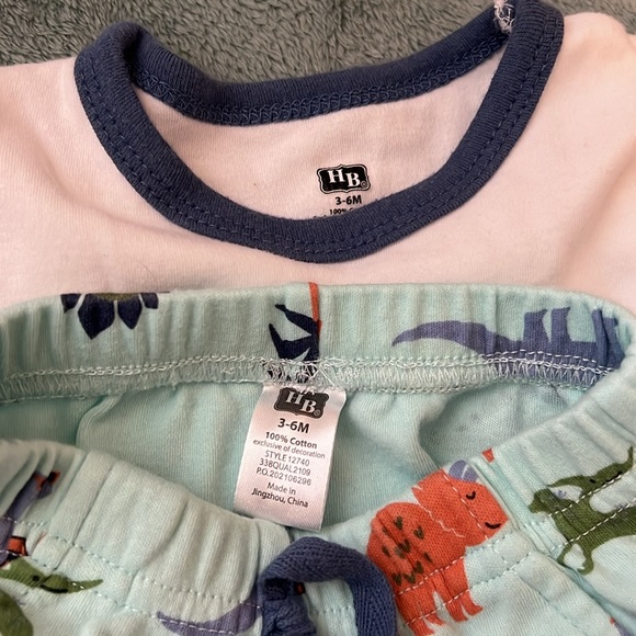 Hudson Baby Outfit Set - Picture 9 of 9